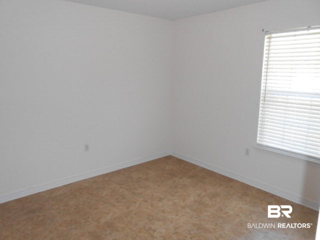 404 Northwest 4th Street Summerdale, AL 36580 - Photo 8 of 14