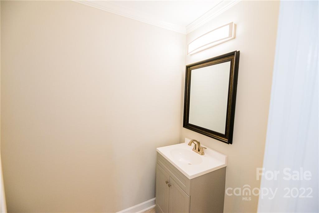 926 Meadow Lakes Road Rock Hill, SC 29732 - Photo 13 of 33