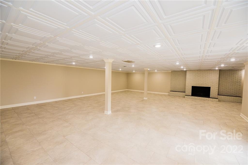 926 Meadow Lakes Road Rock Hill, SC 29732 - Photo 23 of 33