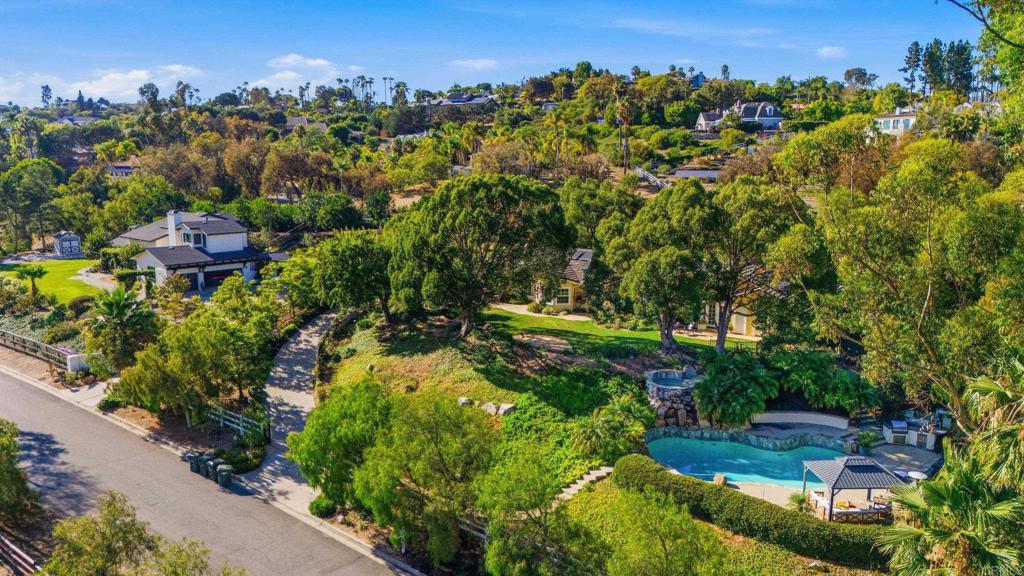 3044 Camino Del Rancho Encinitas, CA 92024 - Photo 48 of 65 Gallery Image 48