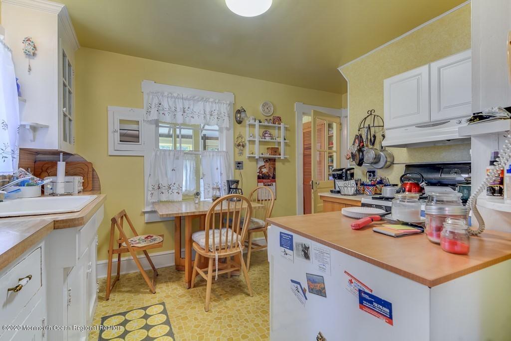 719 Wall Road Spring Lake Heights, NJ 07762 - Photo 14 of 18 thumbnail_09-Eat-in Kitchen