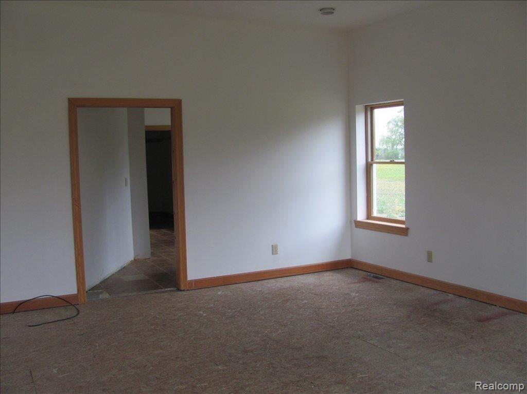 12202 Lennon Road Lennon, MI 48449 - Photo 5 of 7 IMG_1018