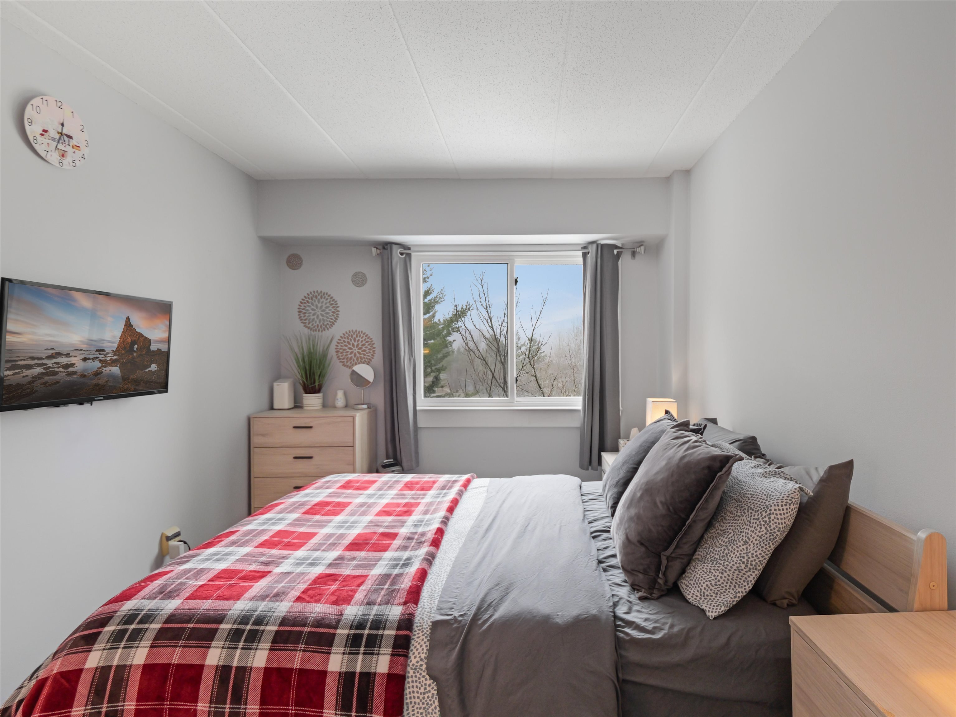 137 East Mountain Road, Unit 2D8 Killington, VT 05751 - Photo 12 of 40