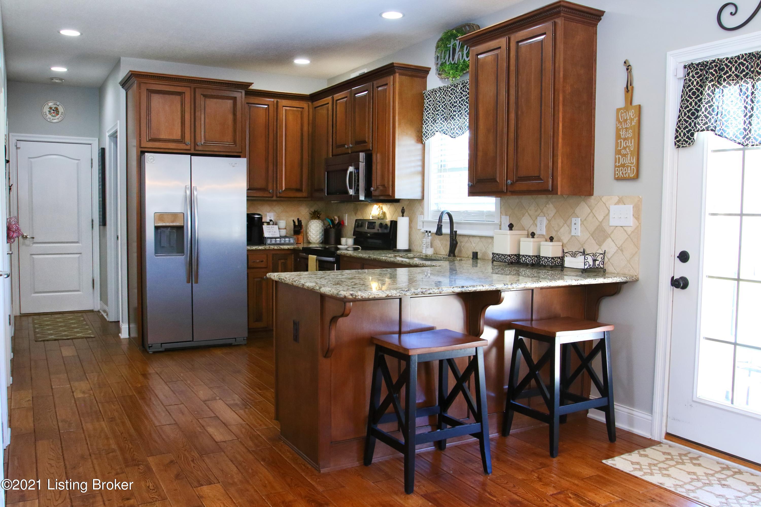 901 Brashears Point Road Taylorsville, KY 40071 - Photo 19 of 61 Kitchen