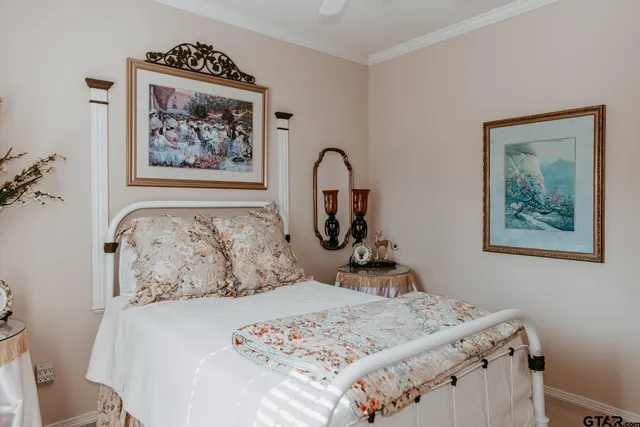 $349,900 | 634 Whiteoak Lane, Tyler, TX 75703