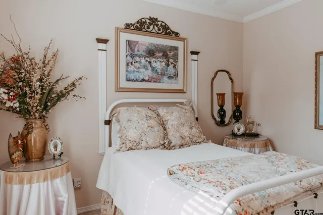 $349,900 | 634 Whiteoak Lane, Tyler, TX 75703