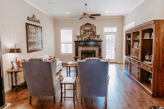 $349,900 | 634 Whiteoak Lane, Tyler, TX 75703