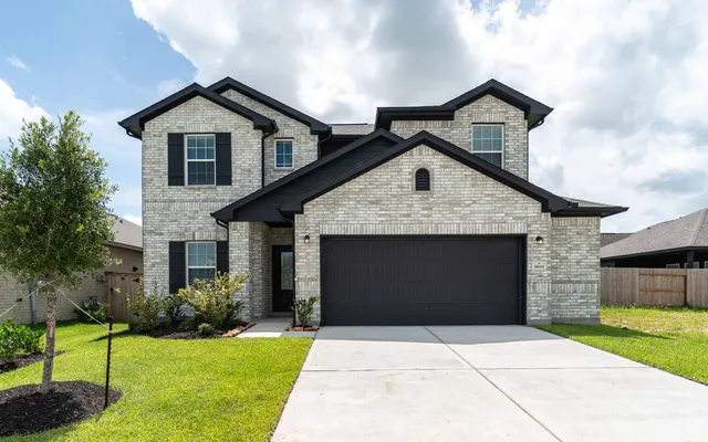$330,000 | 3611 Cardinal Pointe Drive, Angleton, TX 77515