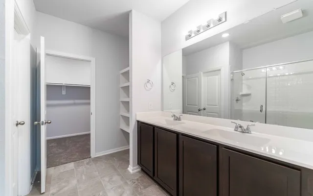 $330,000 | 3611 Cardinal Pointe Drive, Angleton, TX 77515