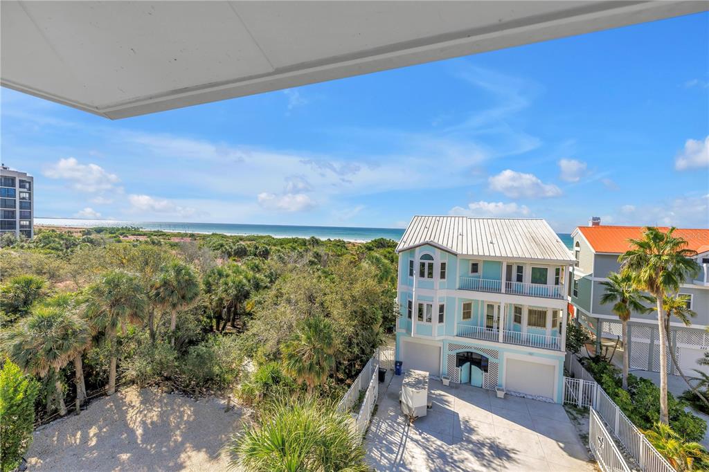 316 Beach Road Sarasota, FL 34242 - Photo 4 of 98