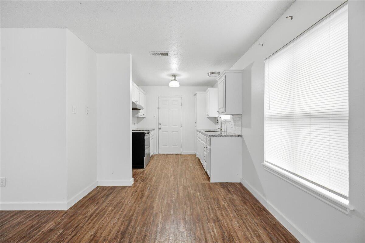 2722 3rd Street Lubbock, TX 79415 - Photo 9 of 22 09-2722_3rd_st_009