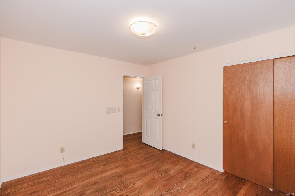 14340 Ladue Road Chesterfield, MO 63017 - Photo 21 of 32