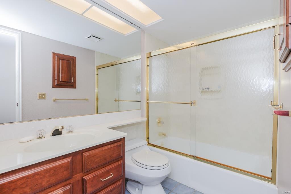 14340 Ladue Road Chesterfield, MO 63017 - Photo 26 of 32