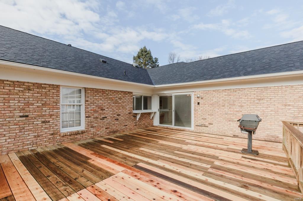 14340 Ladue Road Chesterfield, MO 63017 - Photo 28 of 32