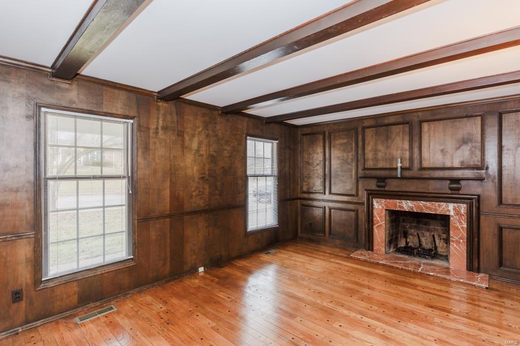 14340 Ladue Road Chesterfield, MO 63017 - Photo 3 of 32