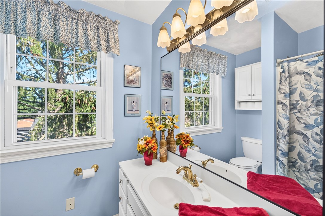 392 Bradford Road Westerly, RI 02808 - Photo 16 of 25 Gallery Image 16