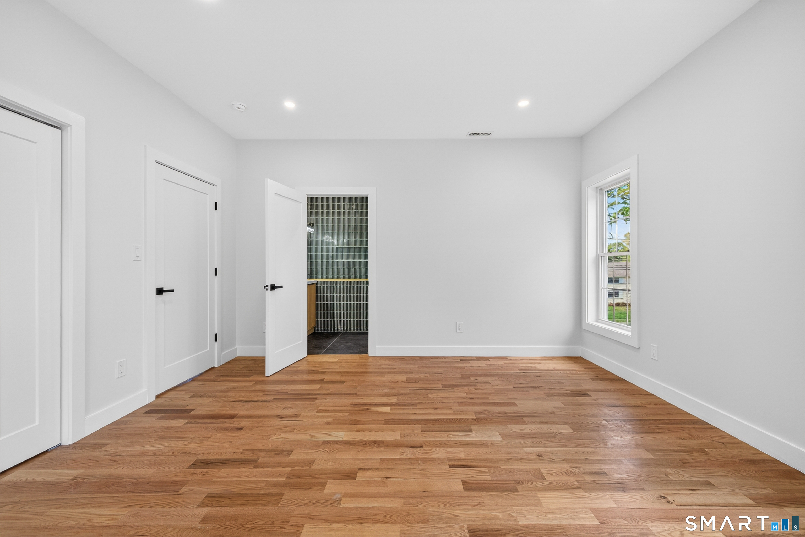 367 South End Road Southington, CT 06479 - Photo 13 of 40