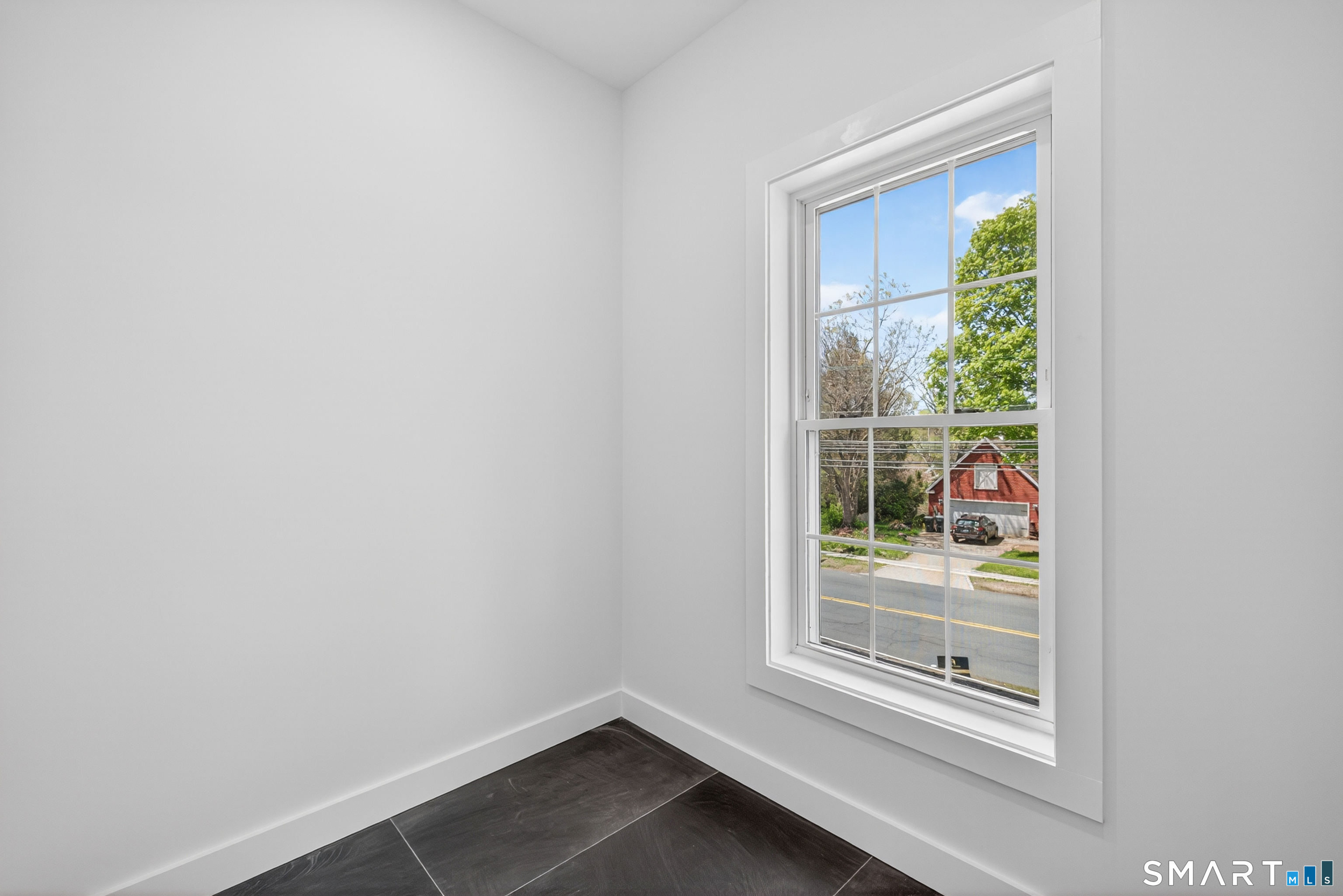 367 South End Road Southington, CT 06479 - Photo 8 of 40