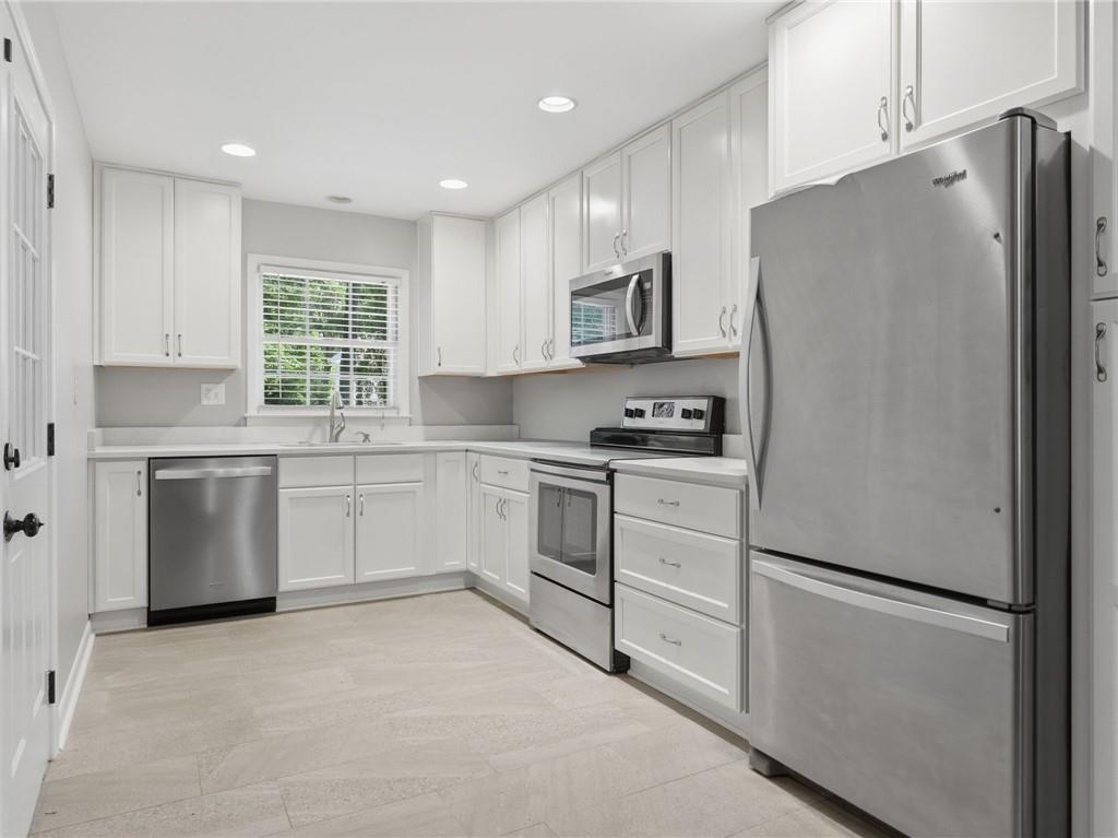 1111 North Valley Drive Decatur, GA 30033 - Photo 20 of 36