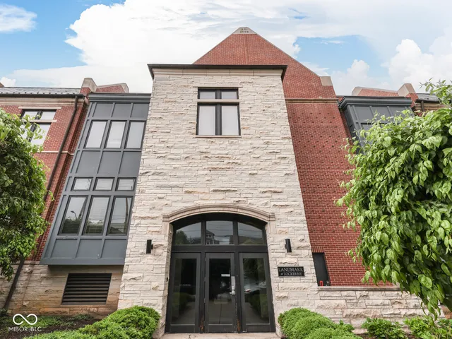 $425,000 | 222 North East Street, Unit 103, Indianapolis, IN 46204