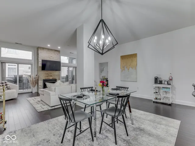 $425,000 | 222 North East Street, Unit 103, Indianapolis, IN 46204