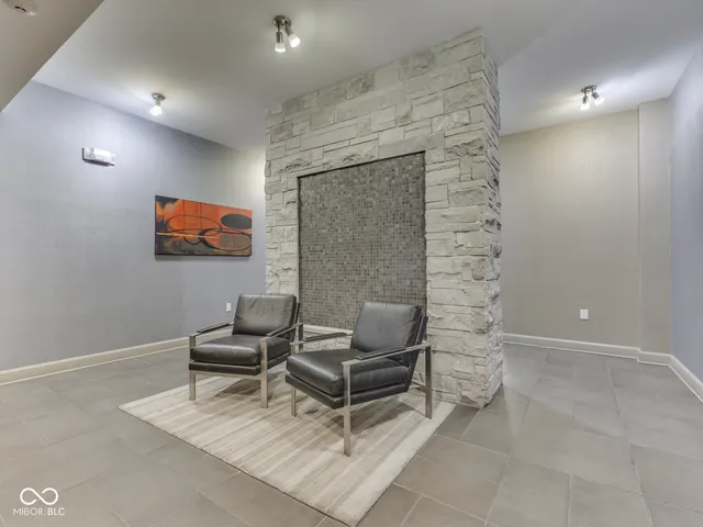 $425,000 | 222 North East Street, Unit 103, Indianapolis, IN 46204