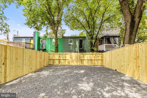 $475,000 | 1105 16th Street Northeast, Washington, DC 20002