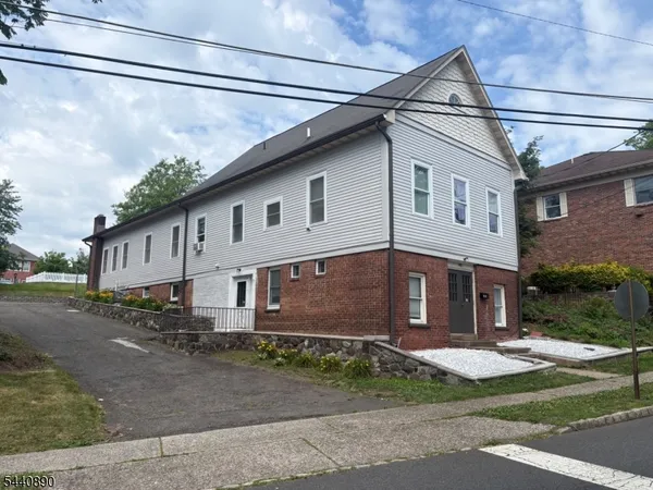 $2,800 | 192 Central Avenue, Stirling, NJ 07980