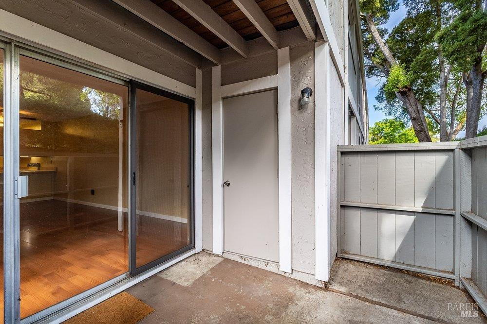 900 Southampton Road, Unit 11 Benicia, CA 94510 - Photo 22 of 36