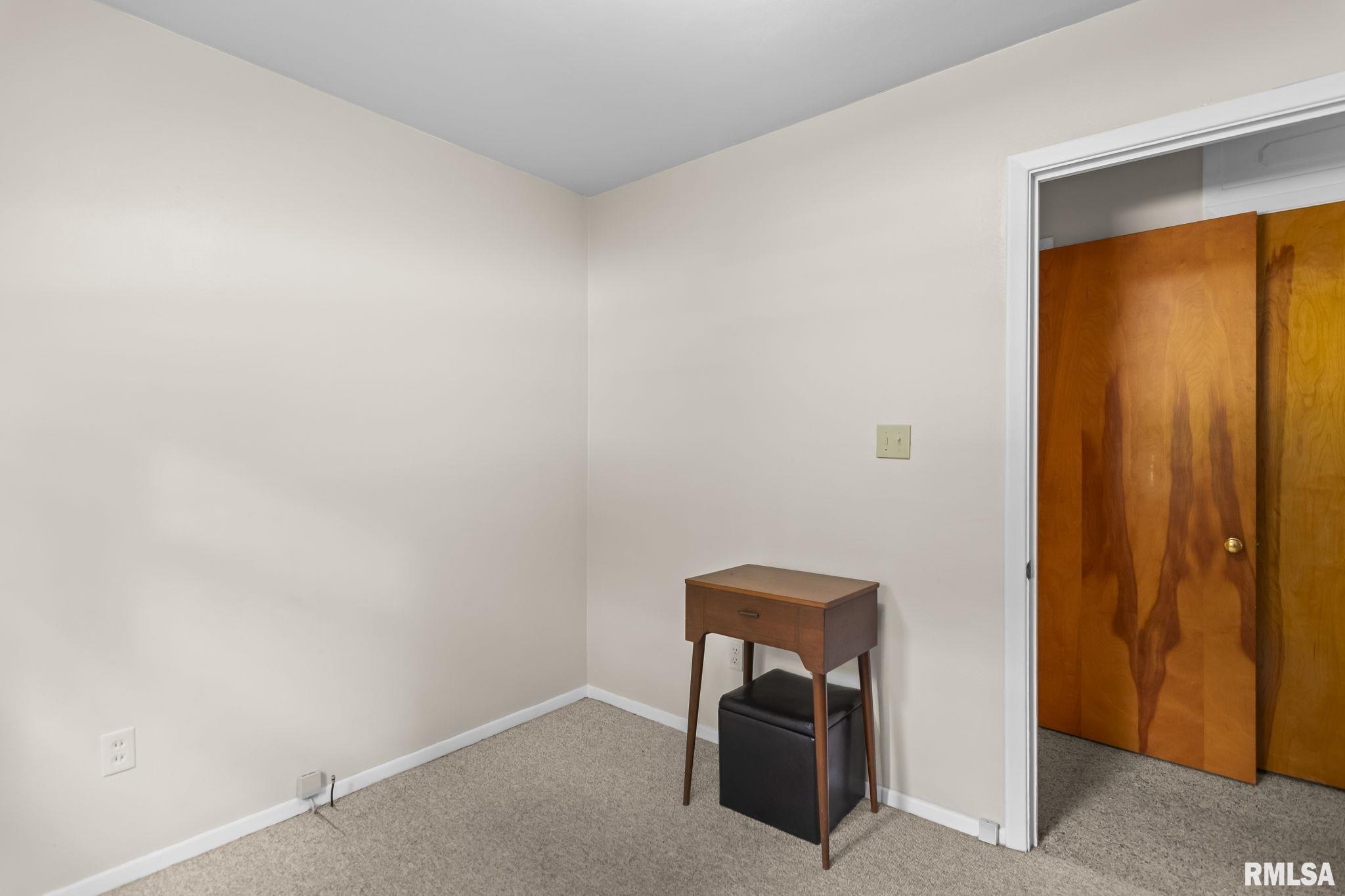 9 Claire Drive Springfield, IL 62702 - Photo 25 of 31