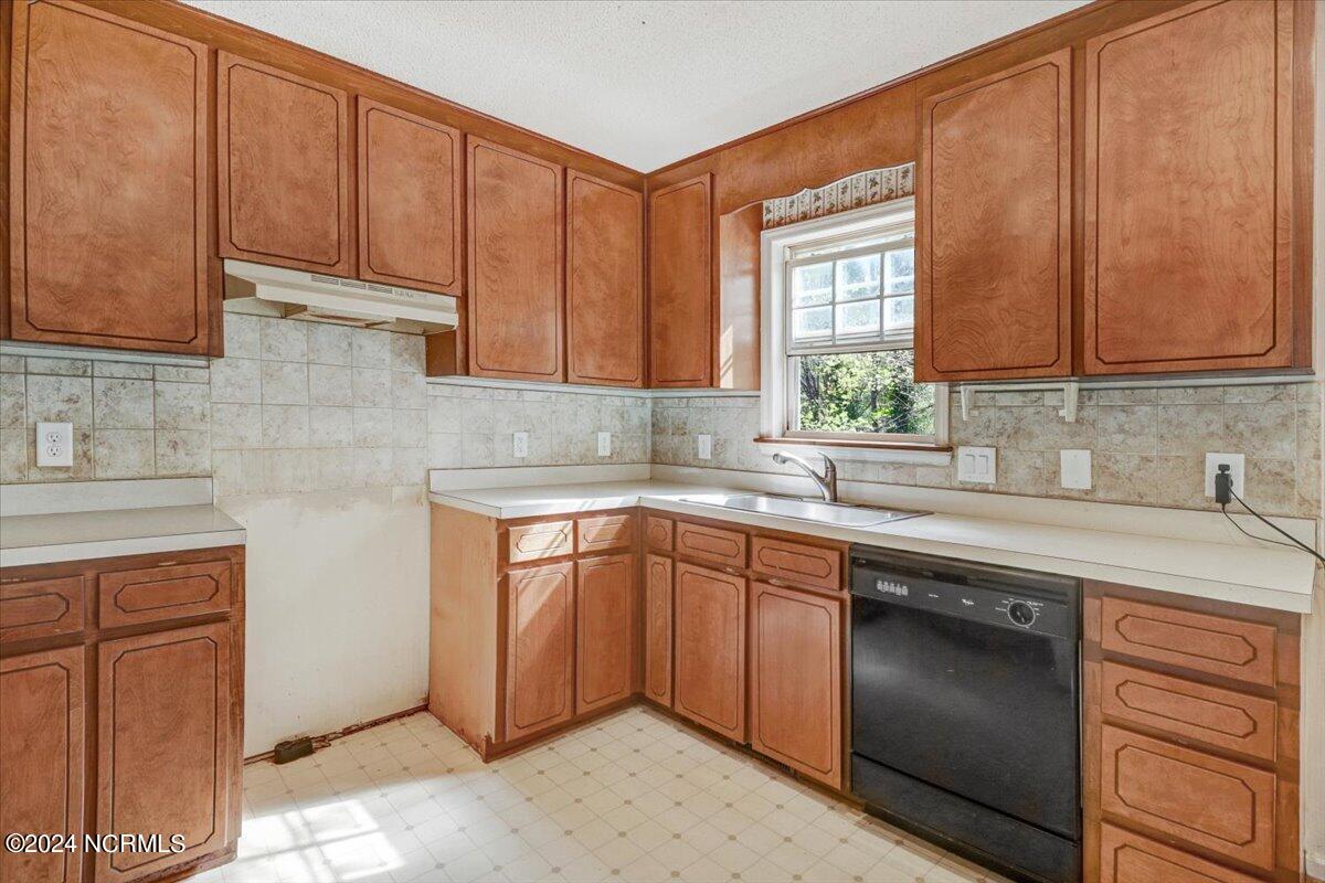 643 Vinson Road Clayton, NC 27527 - Photo 15 of 21 21-643 Vinison Rd-21