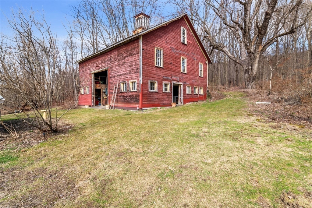 108 North Hillside Road Deerfield, MA 01373 - Photo 36 of 42 Gallery Image 36