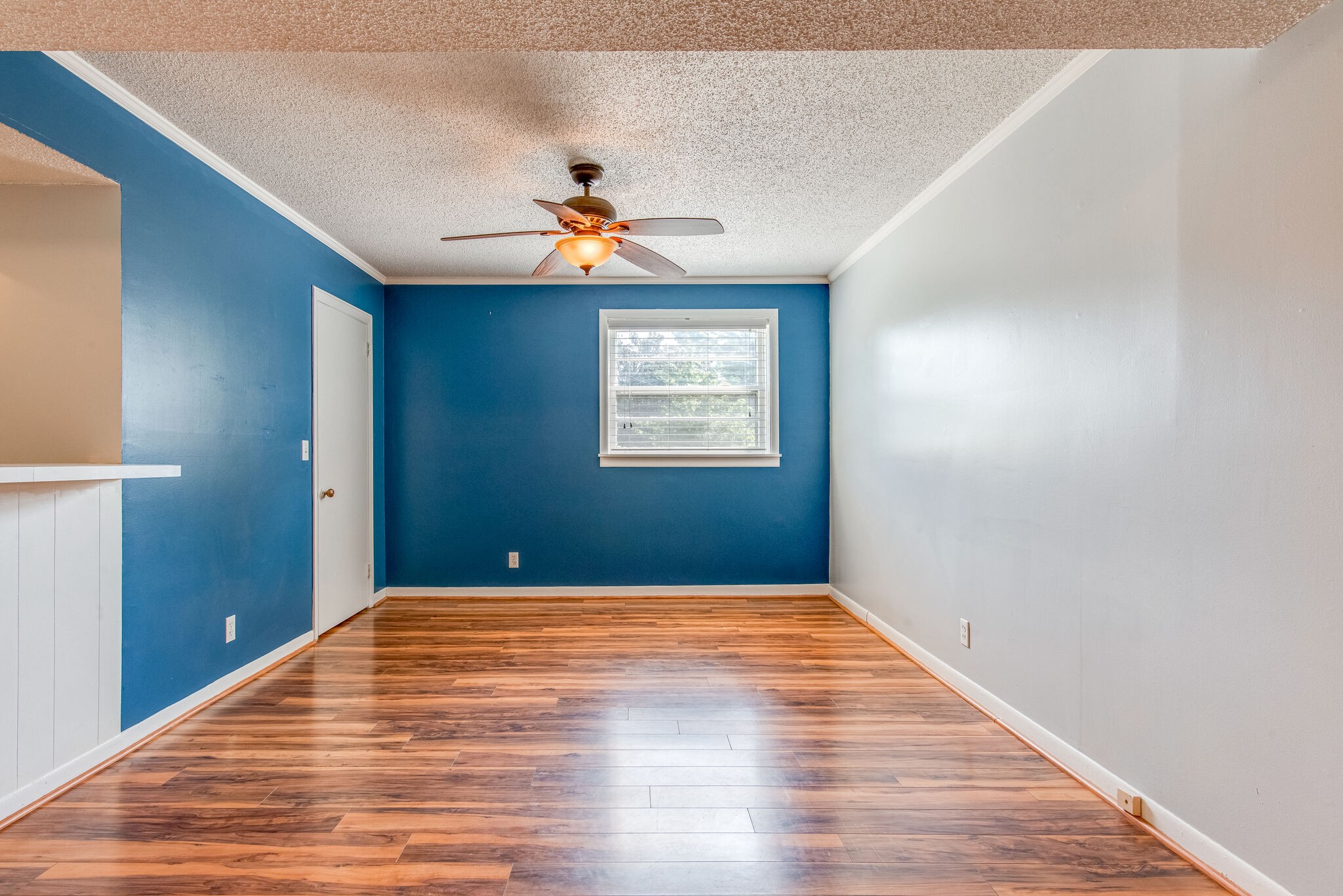 561 Rural Hill Road Nashville, TN 37217 - Photo 15 of 32 a view of a big room with wooden floor and windows
