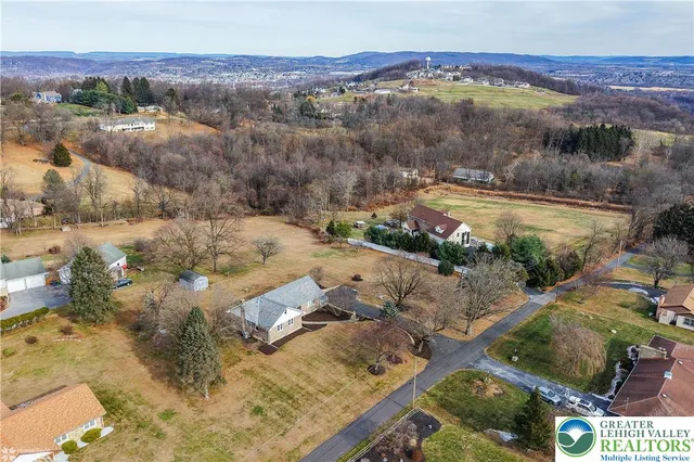 $389,900 | 80 Echo Ridge Lane, Easton, PA 18042