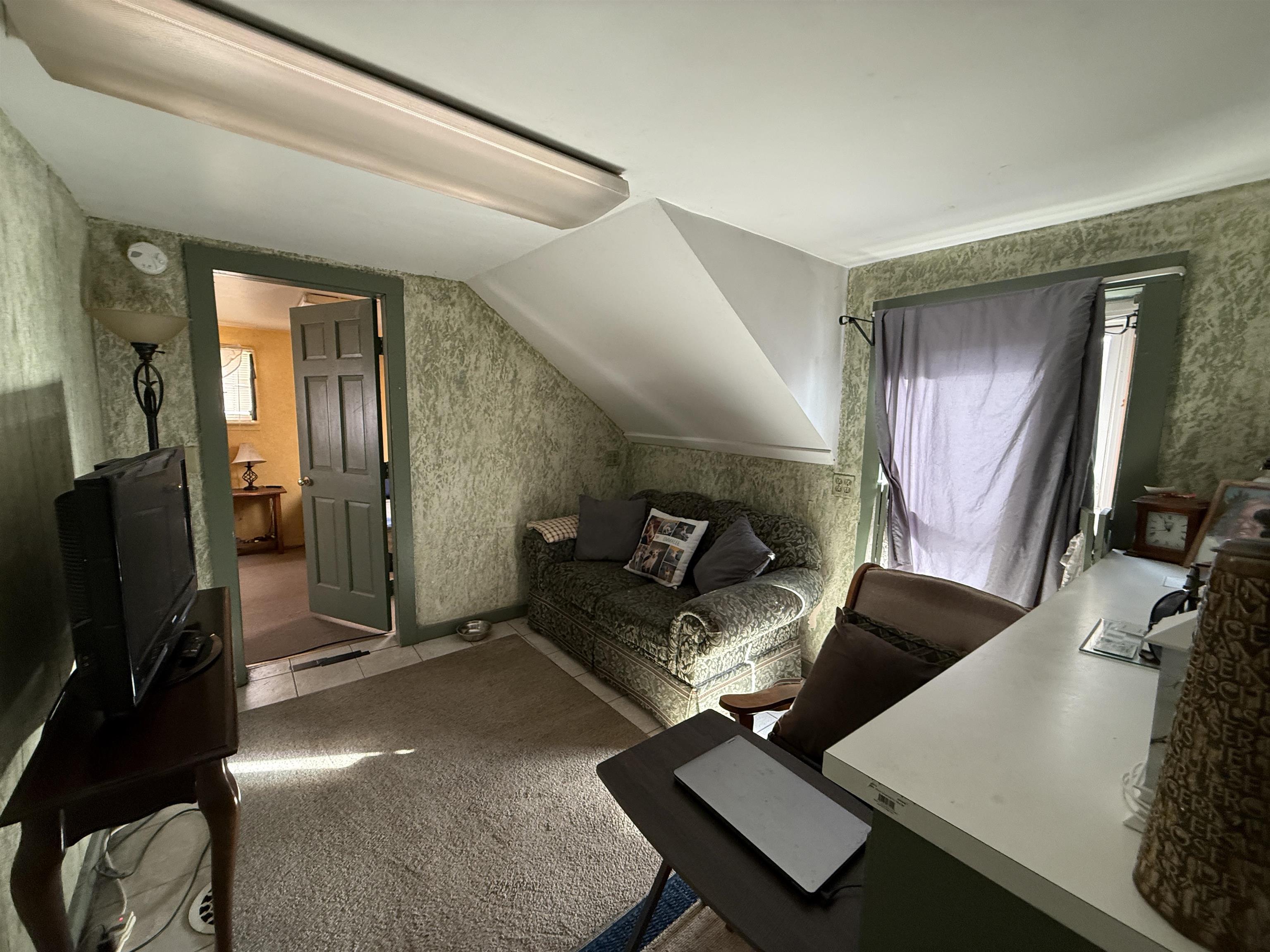 23 Terrill Street Rutland, VT 05701 - Photo 16 of 22