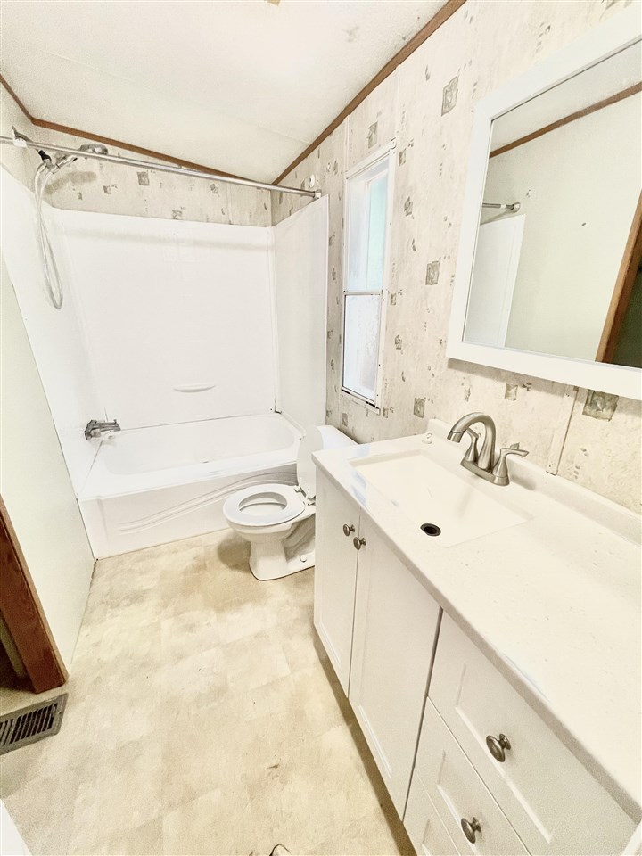 1654 Tate Road Drummonds, TN 38023 - Photo 9 of 19 Gallery Image 9