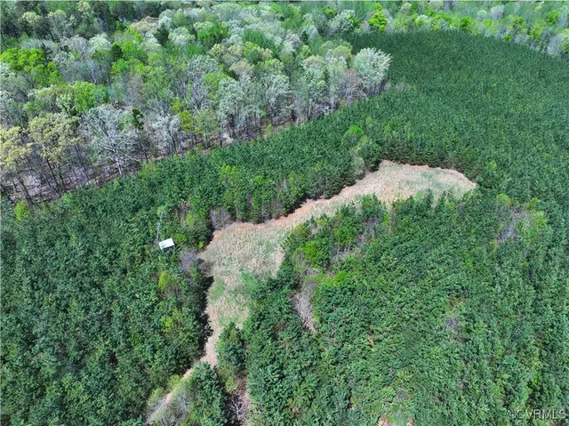 $389,000 | 4147 Hunting Creek Road, Nathalie, VA 24577