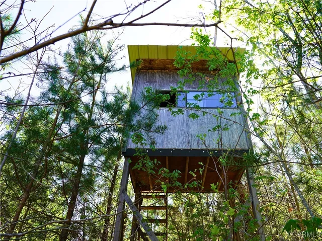 $389,000 | 4147 Hunting Creek Road, Nathalie, VA 24577