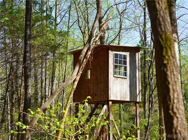 $365,000 | 4147 Hunting Creek Road, Nathalie, VA 24577