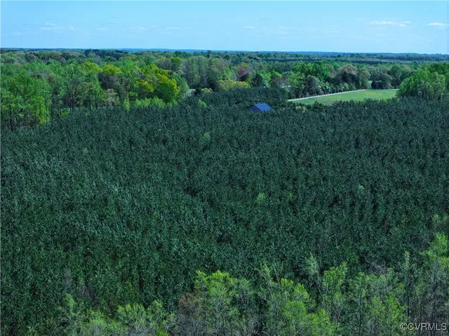 $389,000 | 4147 Hunting Creek Road, Nathalie, VA 24577