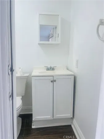 $1,300 | 645 East King Street, Rialto, CA 92376