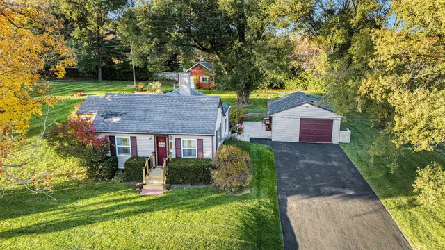 $244,900 | 4295 Indian Lakes Road Northeast, Cedar Springs, MI 49319