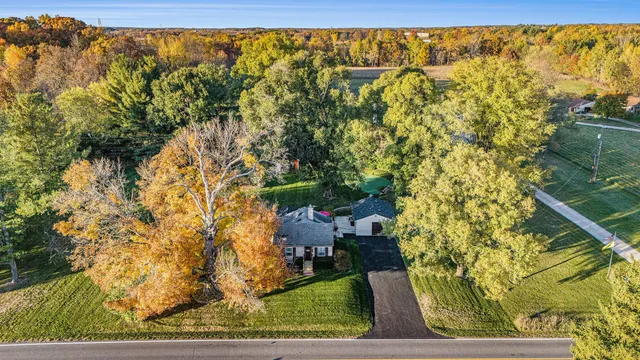 $244,900 | 4295 Indian Lakes Road Northeast, Cedar Springs, MI 49319