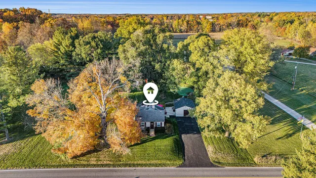 $244,900 | 4295 Indian Lakes Road Northeast, Cedar Springs, MI 49319