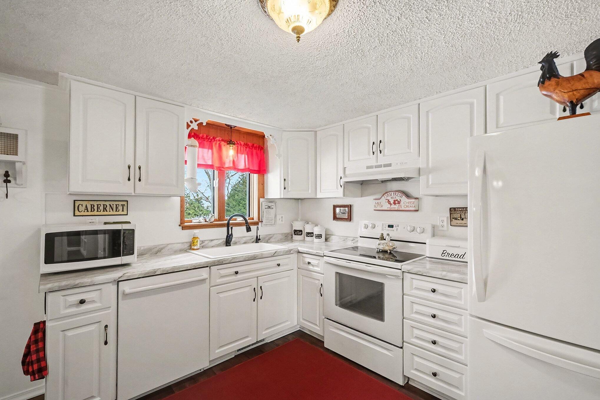 4295 Indian Lakes Road Northeast Cedar Springs, MI 49319 - Photo 8 of 61 4295 Indian Lakes pic29