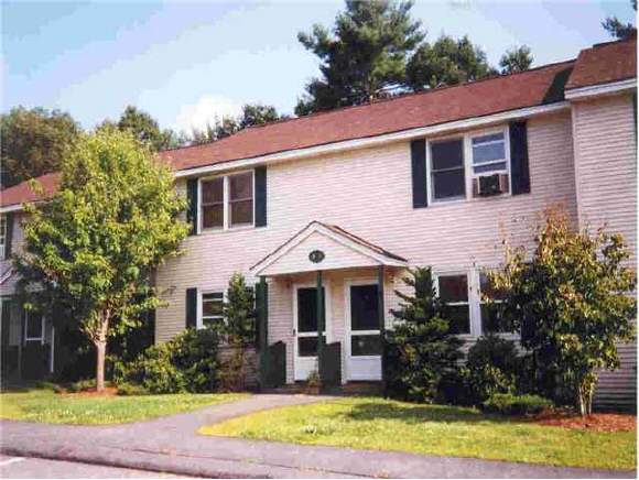 1035 South Mammoth Road, Unit 4 Manchester, NH 03109 - Photo 1 of 1
