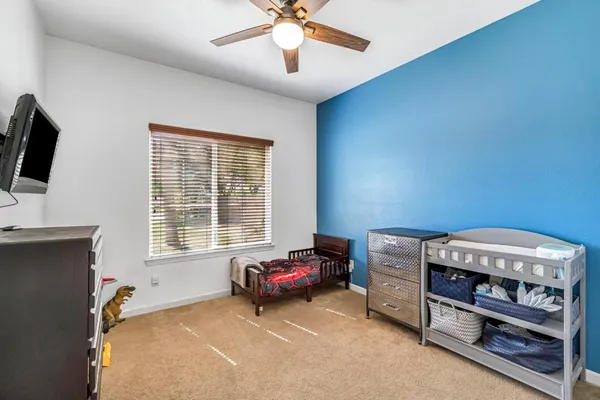 $440,000 | 685 West Lake Street, Kingsburg, CA 93631