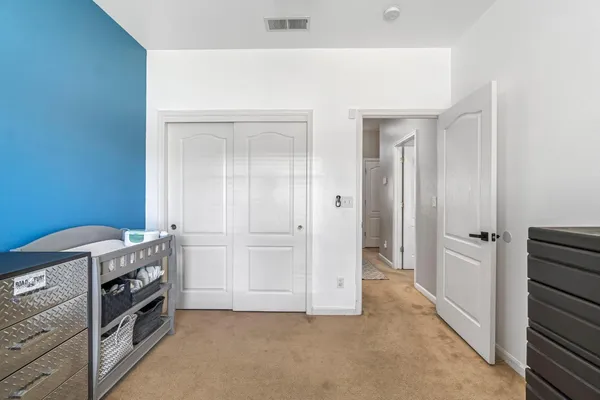 $440,000 | 685 West Lake Street, Kingsburg, CA 93631