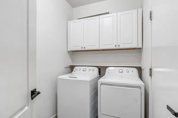 $440,000 | 685 West Lake Street, Kingsburg, CA 93631