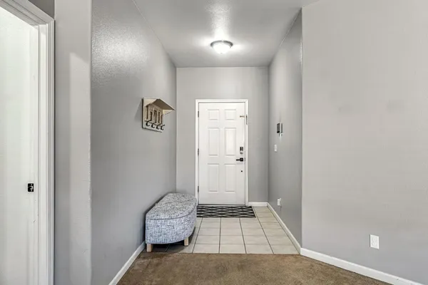 $440,000 | 685 West Lake Street, Kingsburg, CA 93631